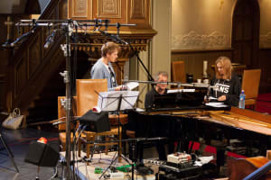 Bjørn Johan Muri and Tomine Harket rehearsing with Hoff